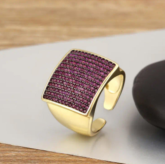 Golden square zirconium Ring-ESSENTIAS